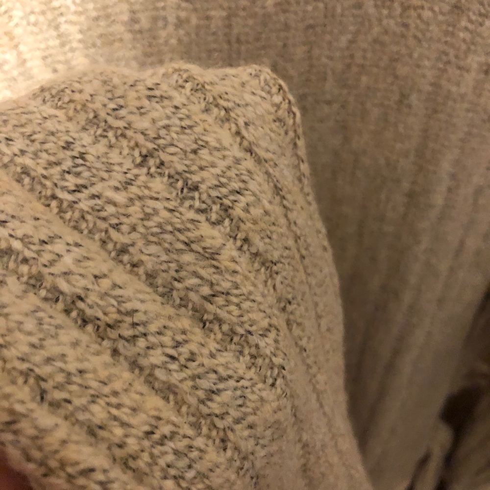 Sweater - Picture 3 of 4